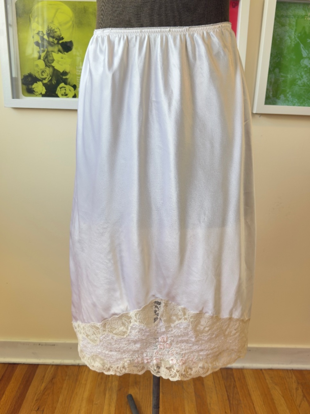 Vintage 70s White Satin Half Slip Skirt with Lace Hem & Floral Embroidery